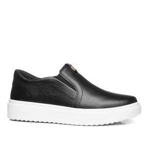 Tênis Slip On em Couro Pegada Feminino Preto