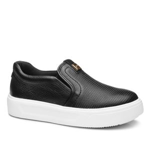 Tênis Slip On em Couro  Pegada Feminino Preto