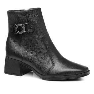Bota Cano Curto em Couro Pegada Feminina Preta
