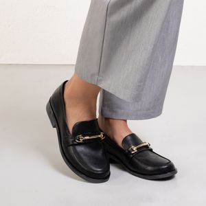 Sapato Feminino Mocassim Fivela Basic Quiz Preto